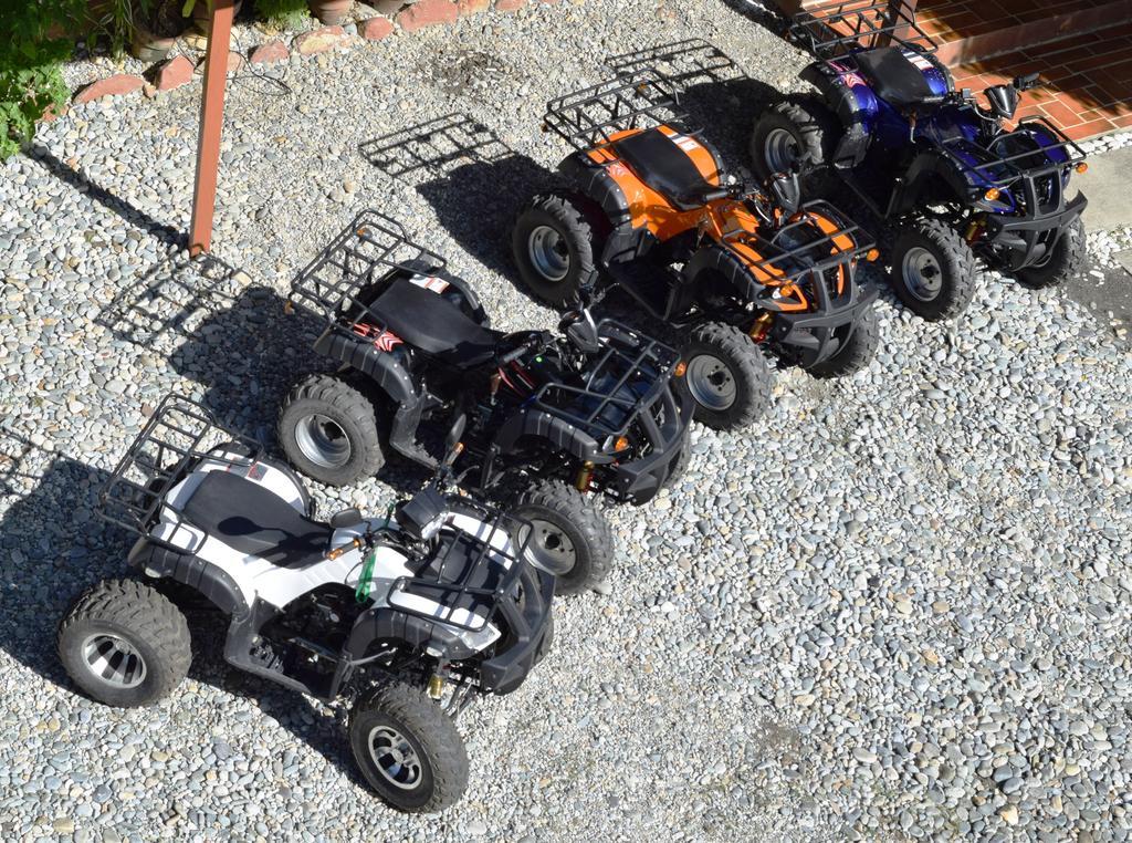 トライバル ヒルズ マウンテン リゾート プエルト・ガレラ エクステリア 写真